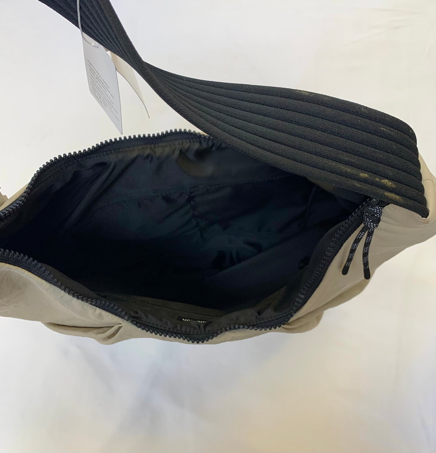 Handbag By Lululemon, Size: Medium