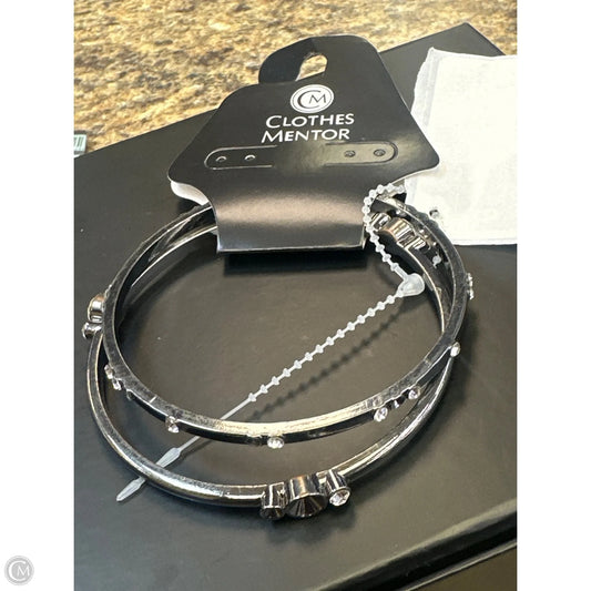 Bracelet Set By Clothes Mentor, Size: 02 Piece Set