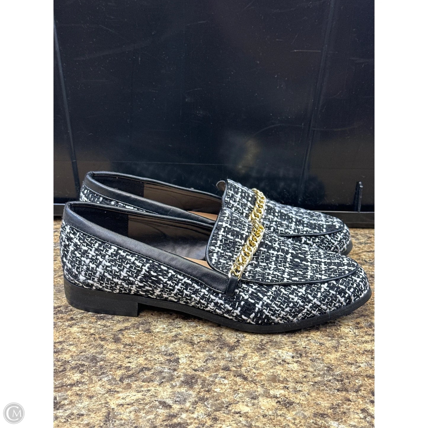 Shoes Flats By Shoedazzle In Black & White, Size: 6.5