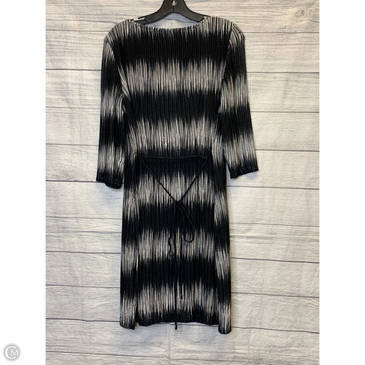 Dress Casual Midi By Sandra Darren In Black & White, Size: 10