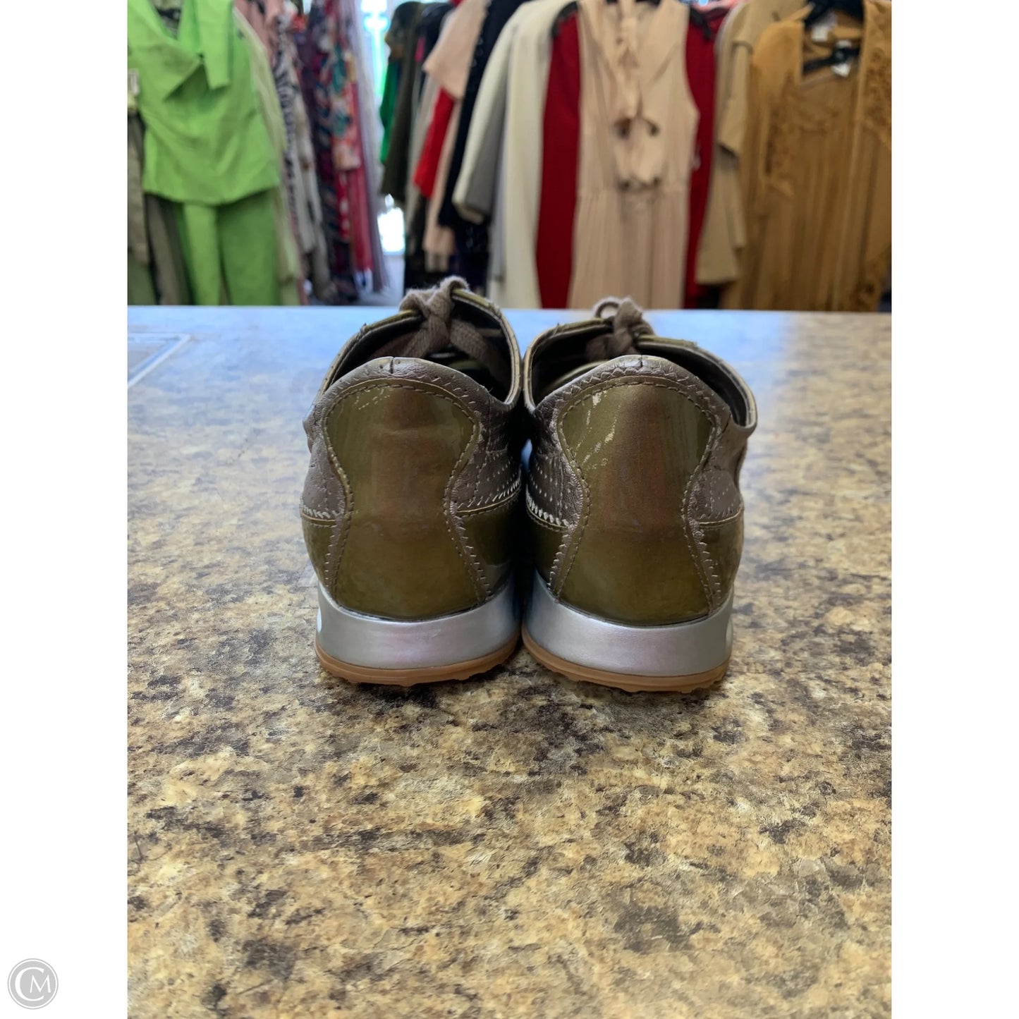 Shoes Athletic By Cole-haan In Gold, Size: 8