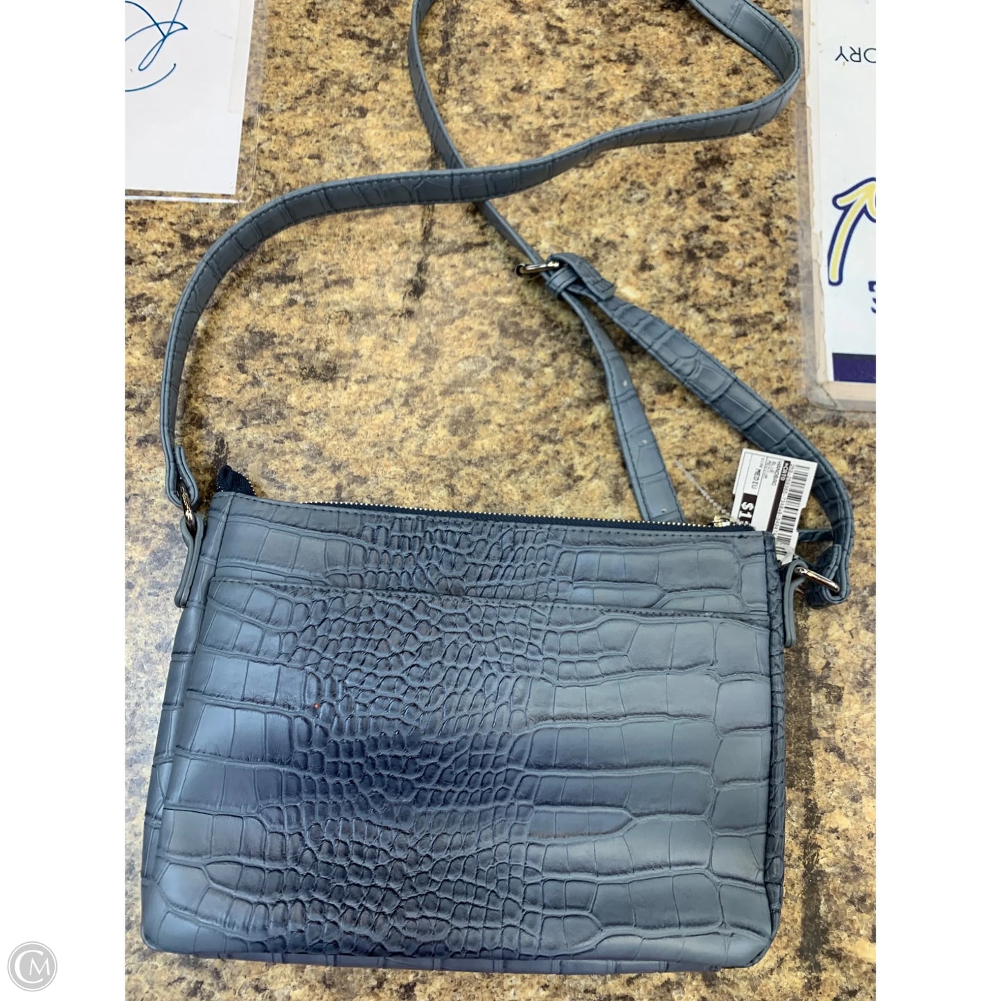 Handbag By Cato, Size: Medium