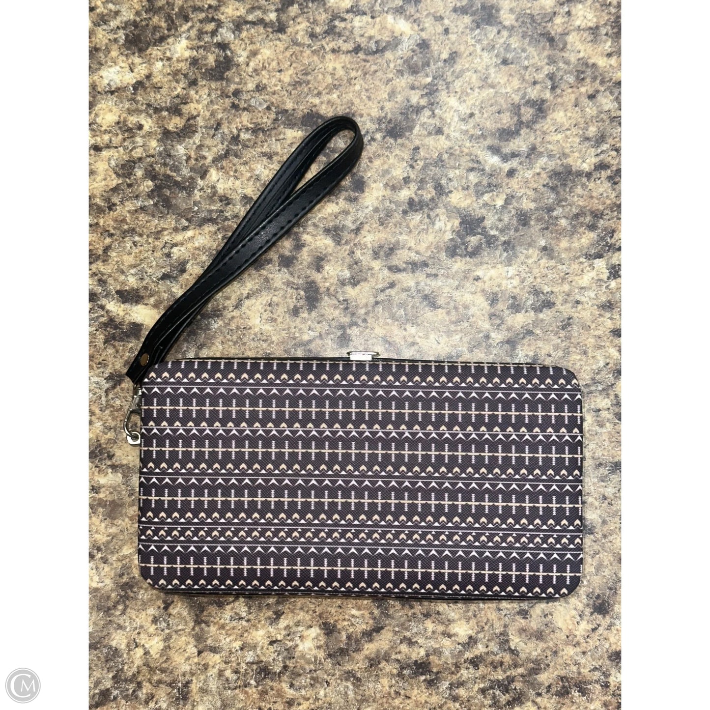 Wristlet By Cmf, Size: Medium