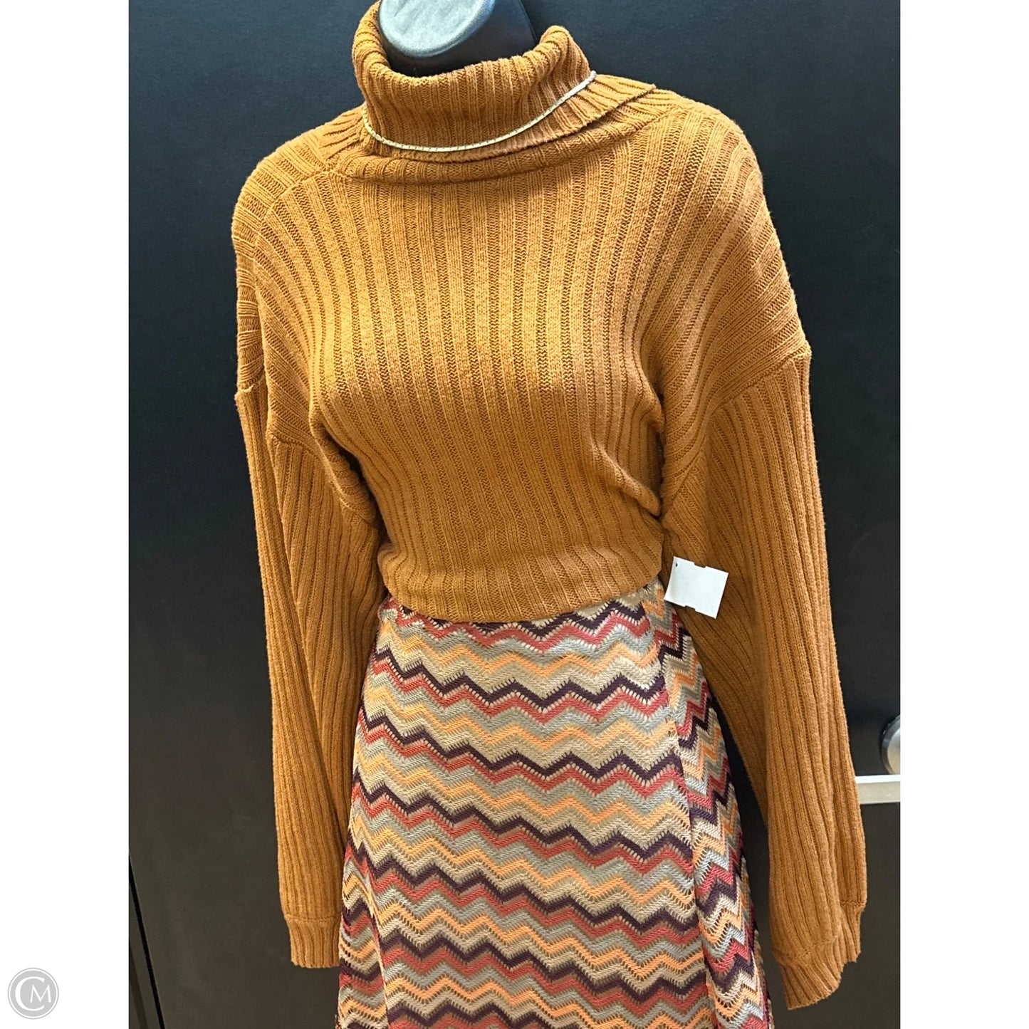 Sweater By Tommy Hilfiger In Bronze, Size: M