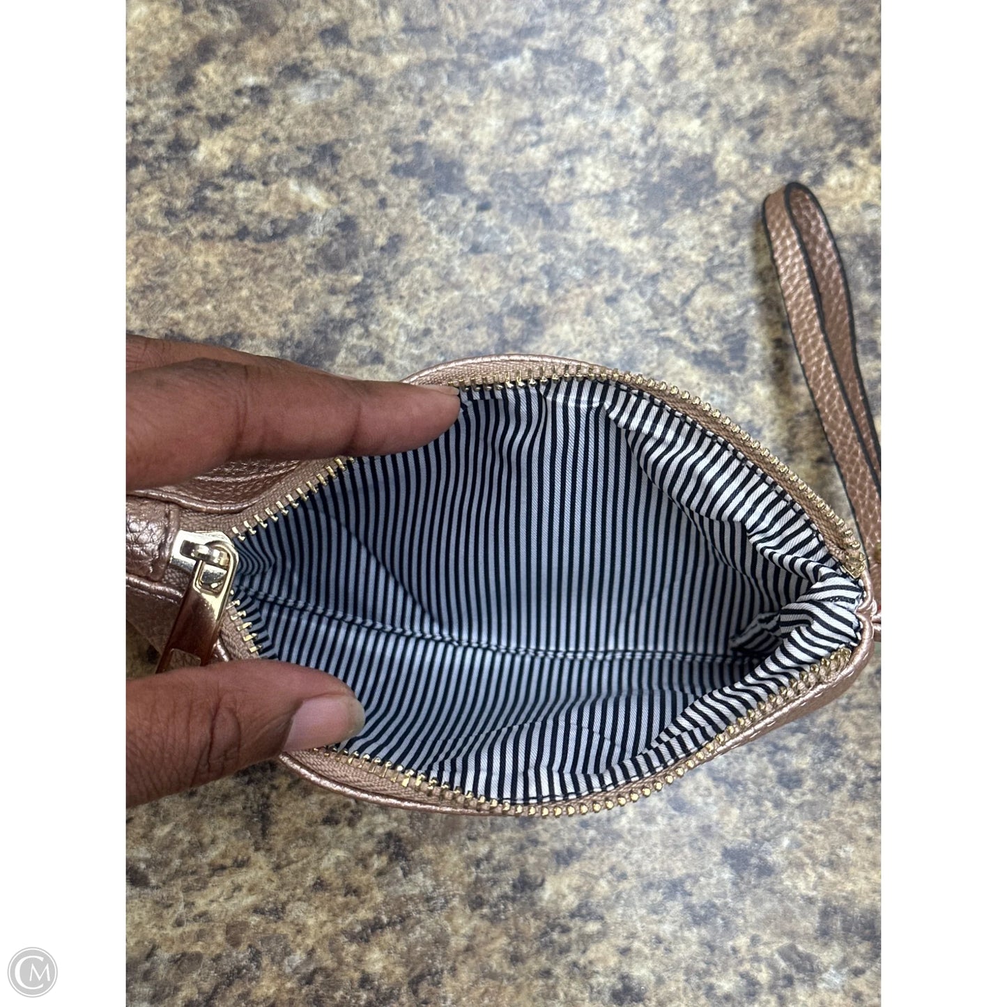 Wristlet By Clothes Mentor, Size: Medium