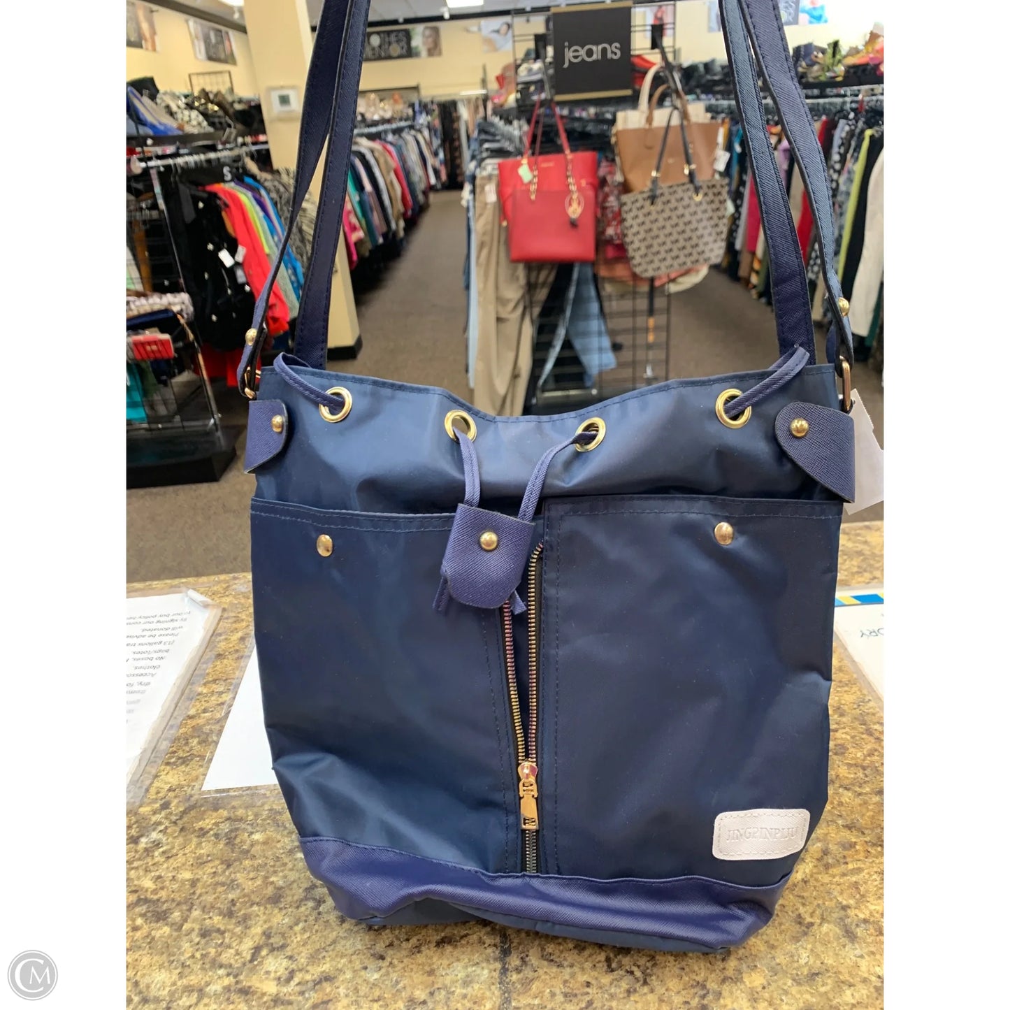 Handbag By Clothes Mentor, Size: Medium