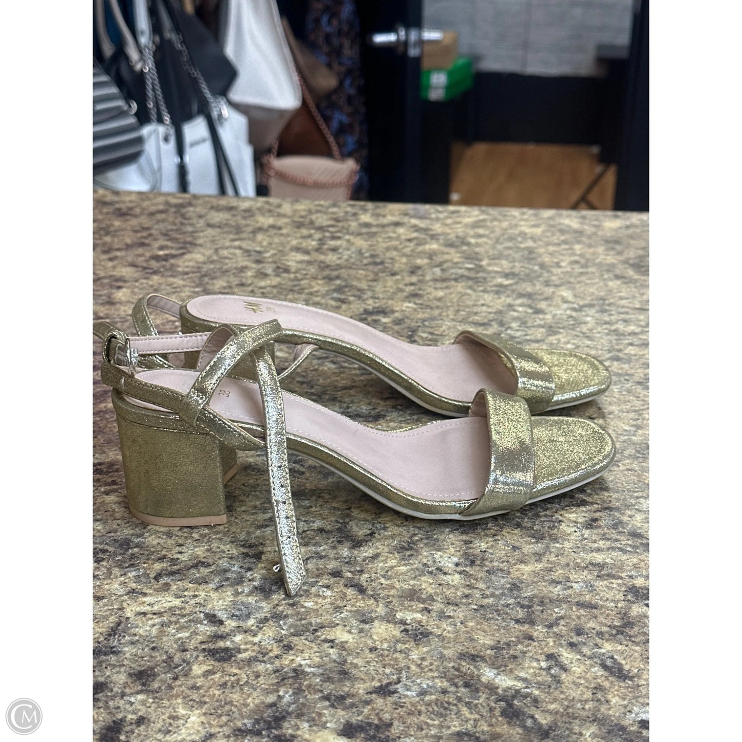 Shoes Flats By Banana Republic In Gold, Size: 7