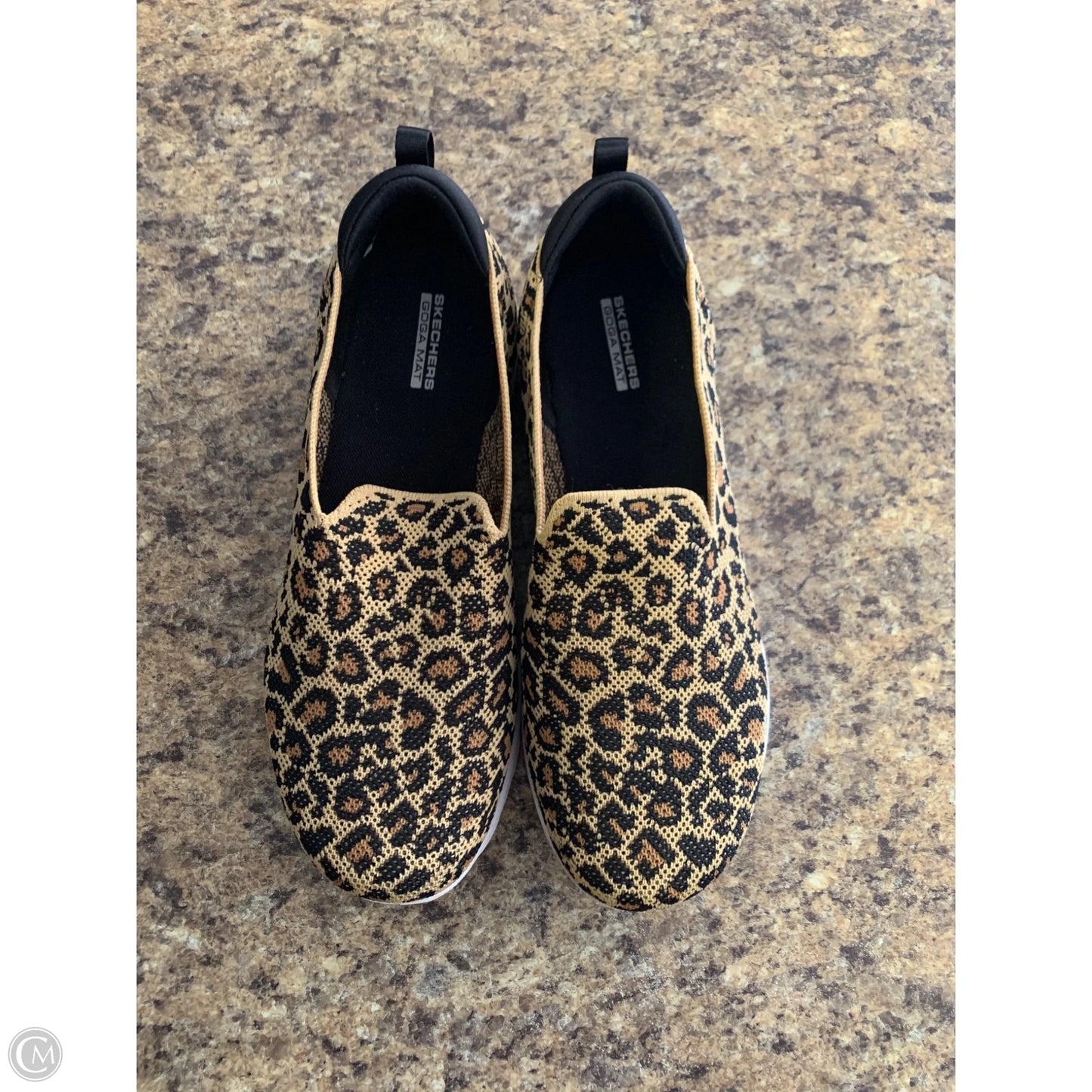 Shoes Flats By Skechers In Animal Print, Size: 11
