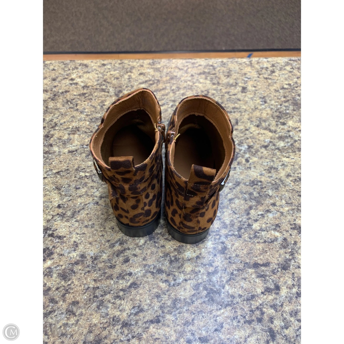 Boots Ankle Flats By Cmf In Leopard Print, Size: 8