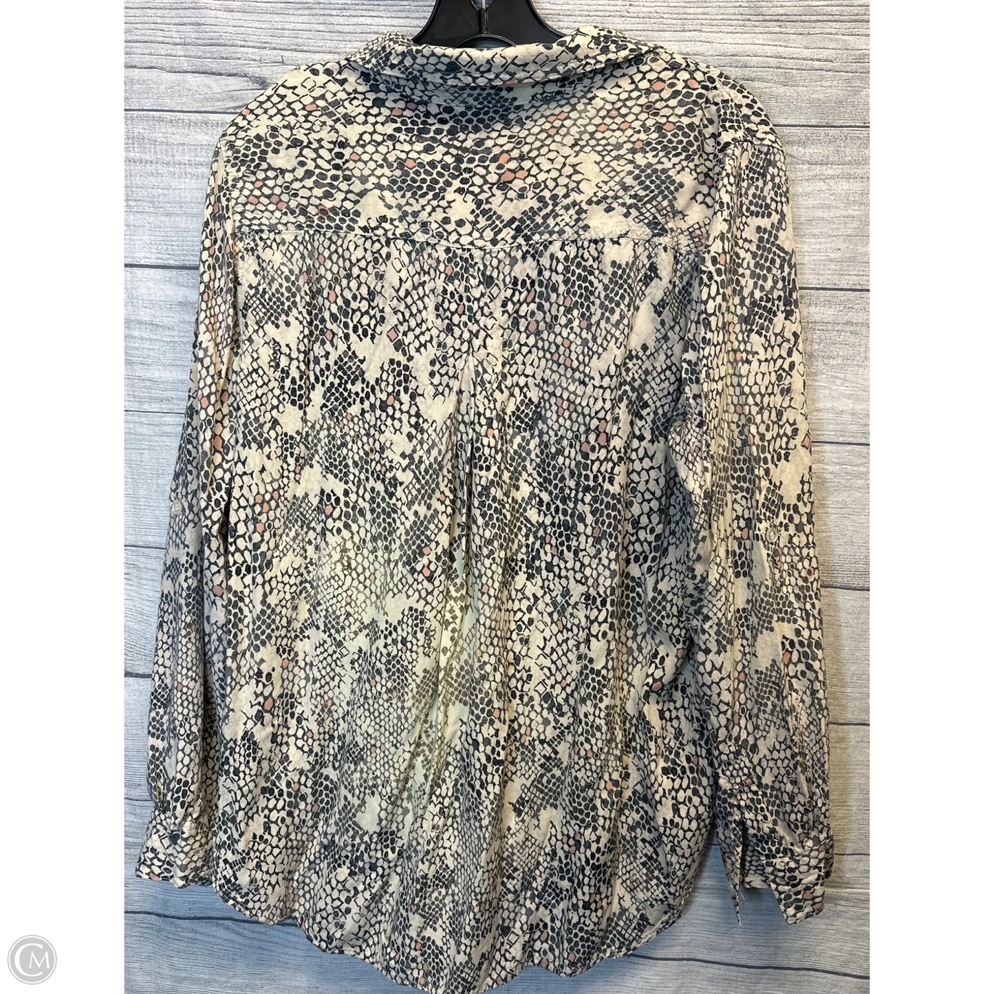 Top Long Sleeve By Velvet Heart In Snakeskin Print, Size: L