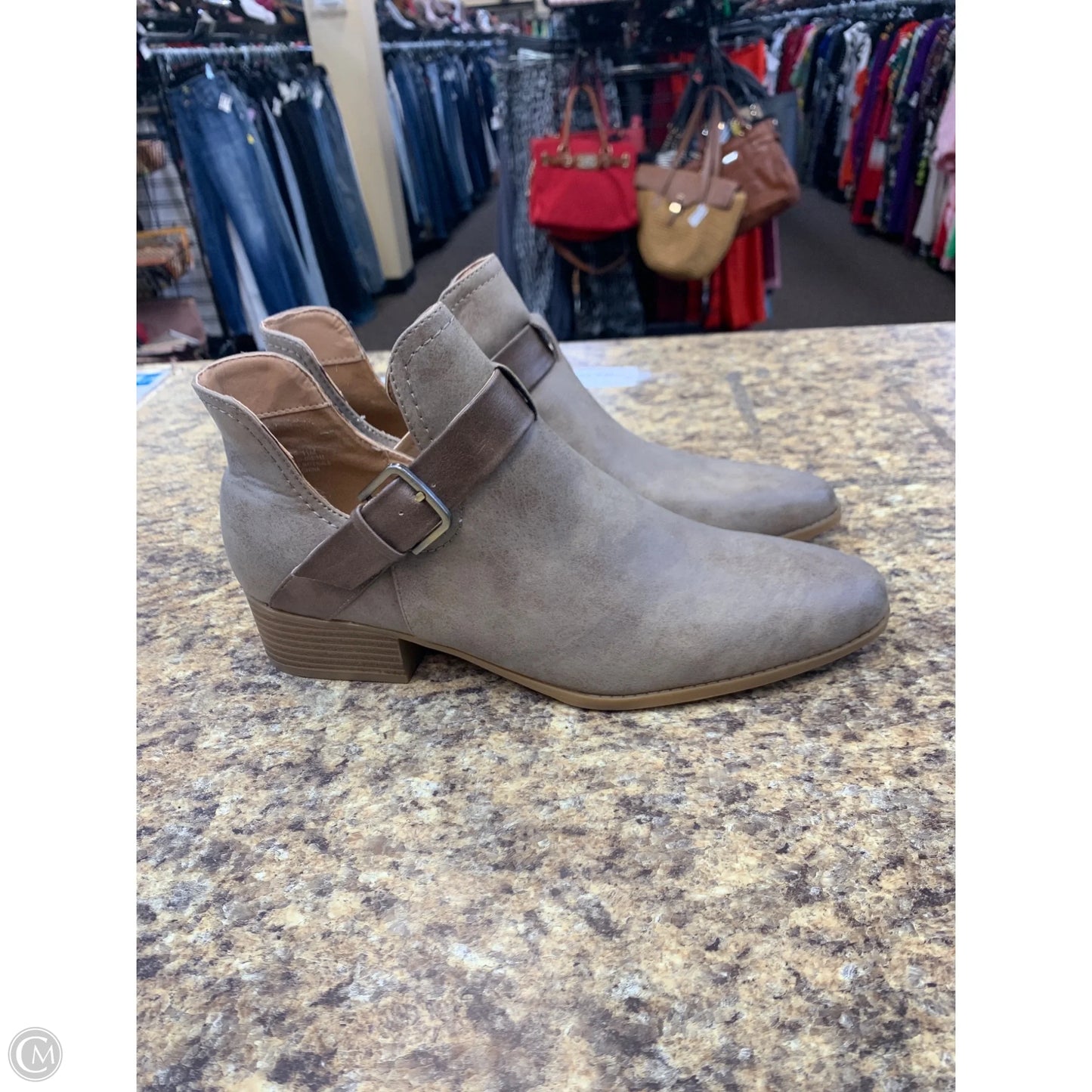 Boots Ankle Flats By Wonderly In Taupe, Size: 11
