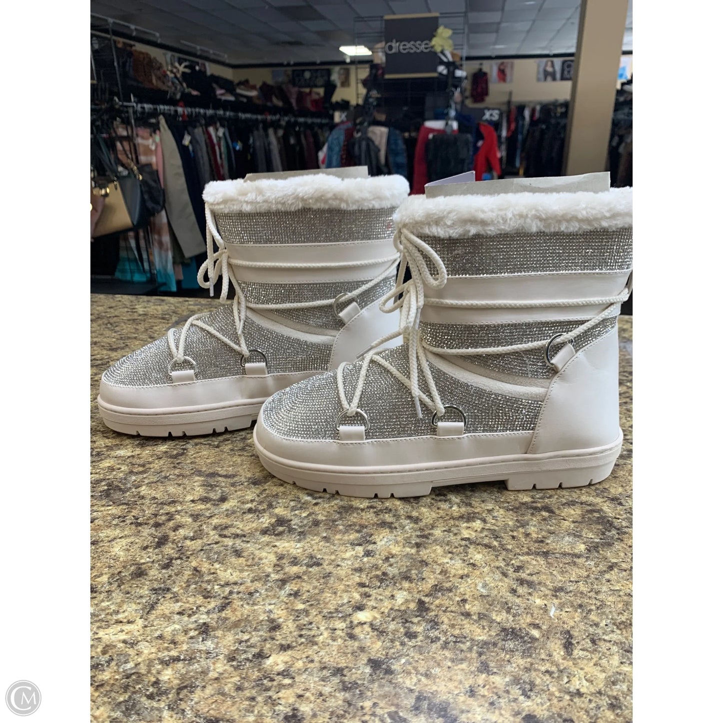 Boots Snow By Cmf In Cream, Size: 10