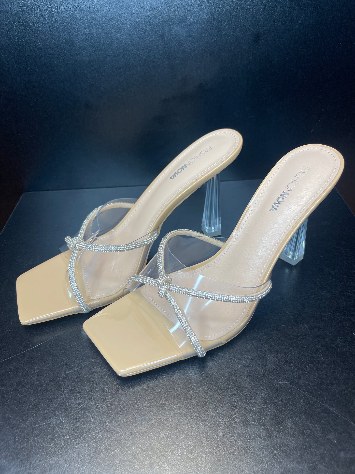 Shoes Heels Stiletto By Fashion Nova Size: 8.5