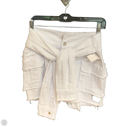 Shorts By Clothes Mentor In White, Size: L