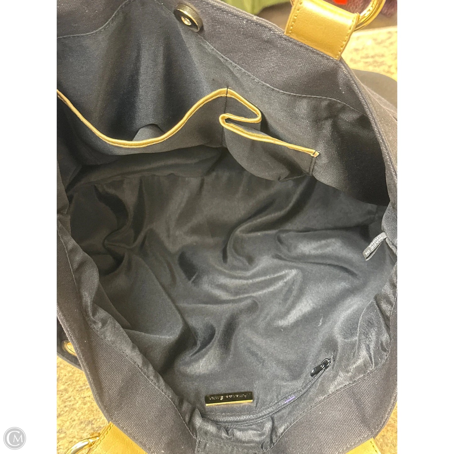 Handbag By Amanda Smith, Size: Large