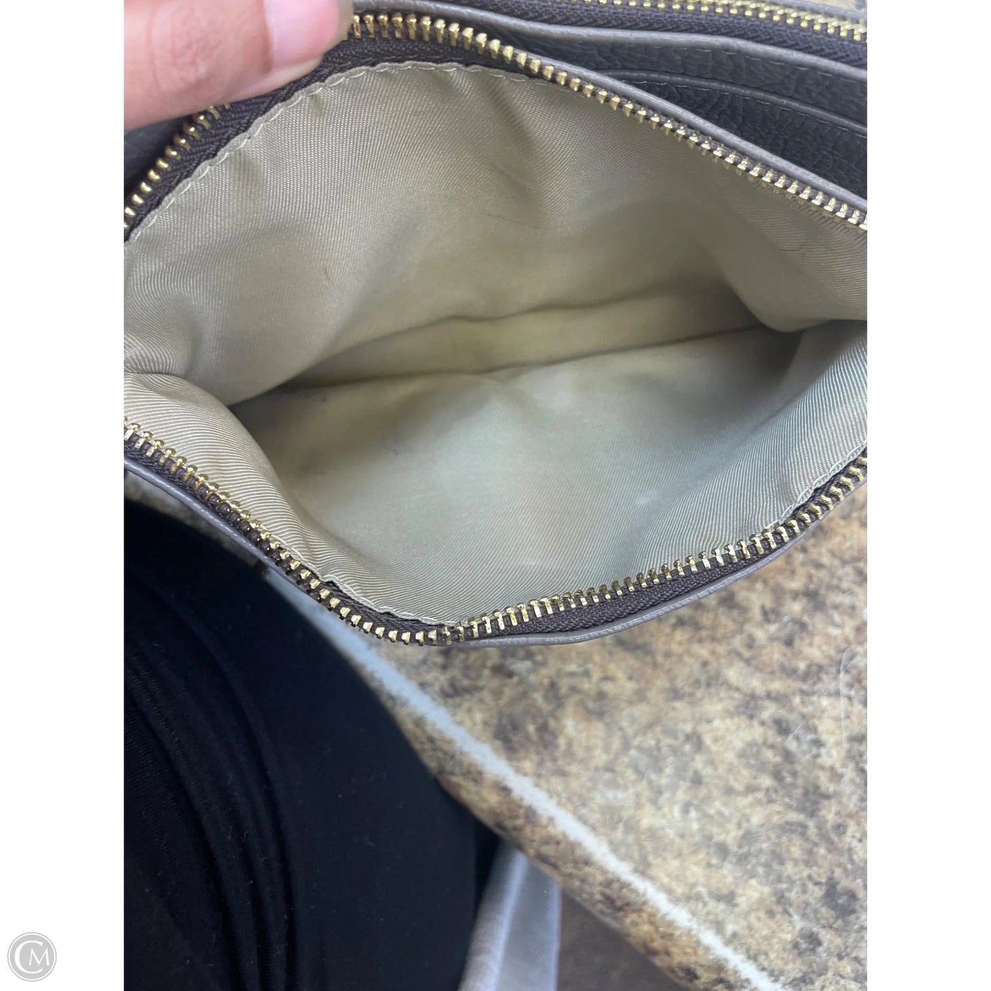 Crossbody Leather By Cmf, Size: Medium