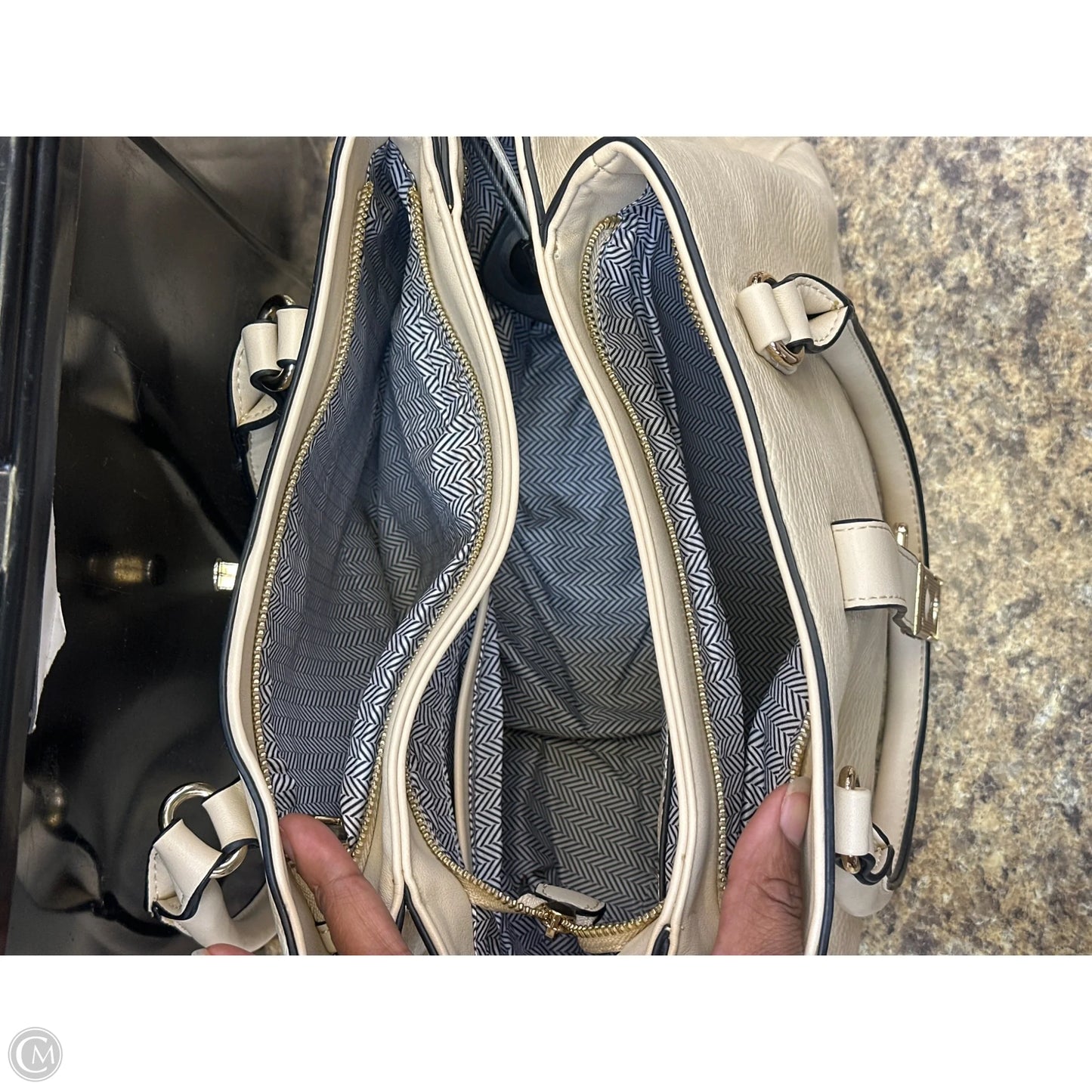 Handbag By Cmf, Size: Medium