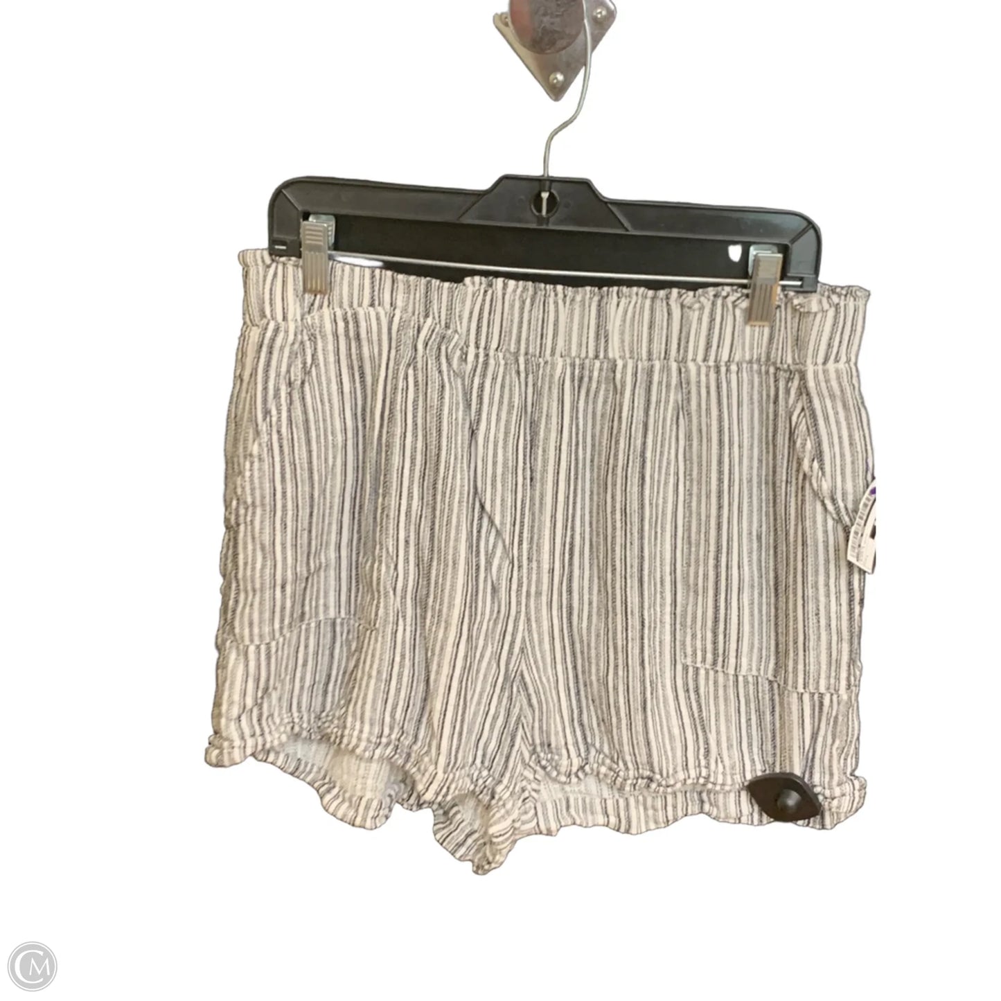 Shorts By Time And Tru In Black & White, Size: L