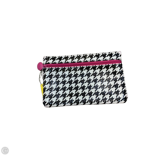 Coin Purse By Ipsy, Size: Medium