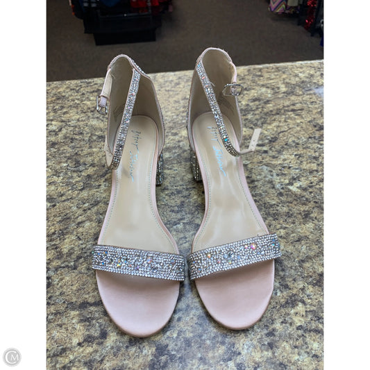 Shoes Heels Block By Betsey Johnson In Cream & Silver, Size: 9