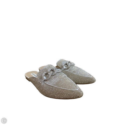 Shoes Flats By Steve Madden In Silver, Size: 11