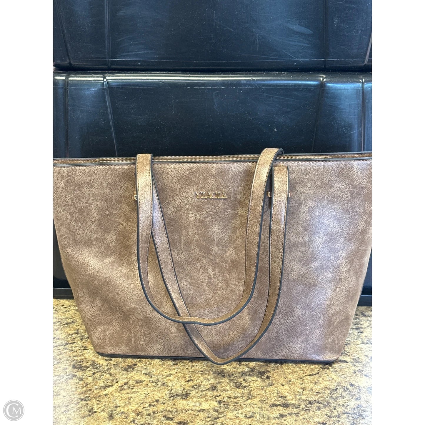 Handbag By Clothes Mentor, Size: Large