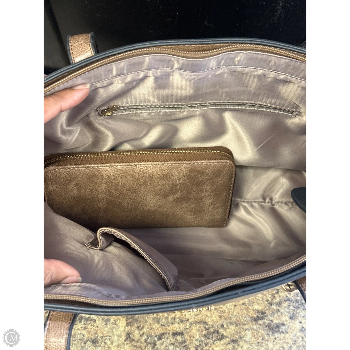 Handbag By Clothes Mentor, Size: Large