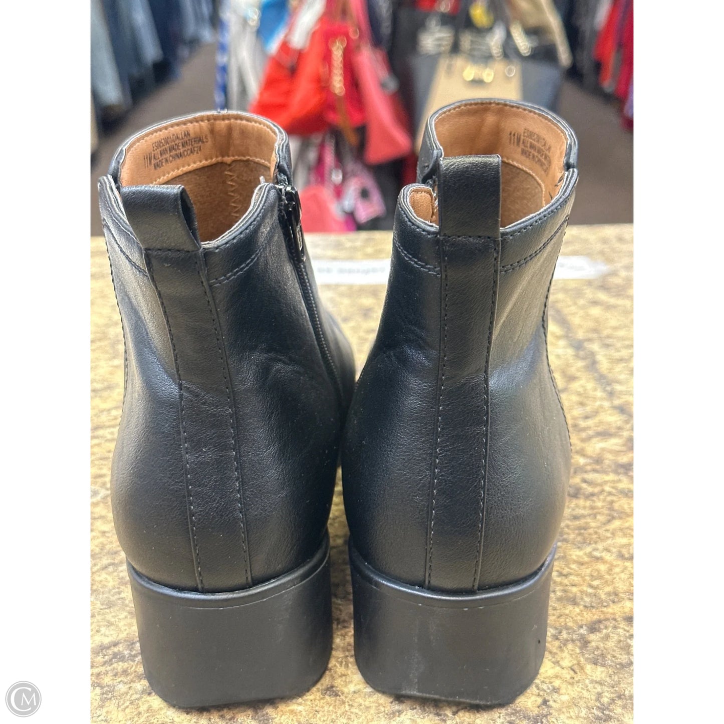 Boots Ankle Flats By Clothes Mentor In Black, Size: 11