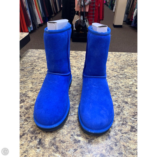 Boots Designer By Ugg In Blue, Size: 7