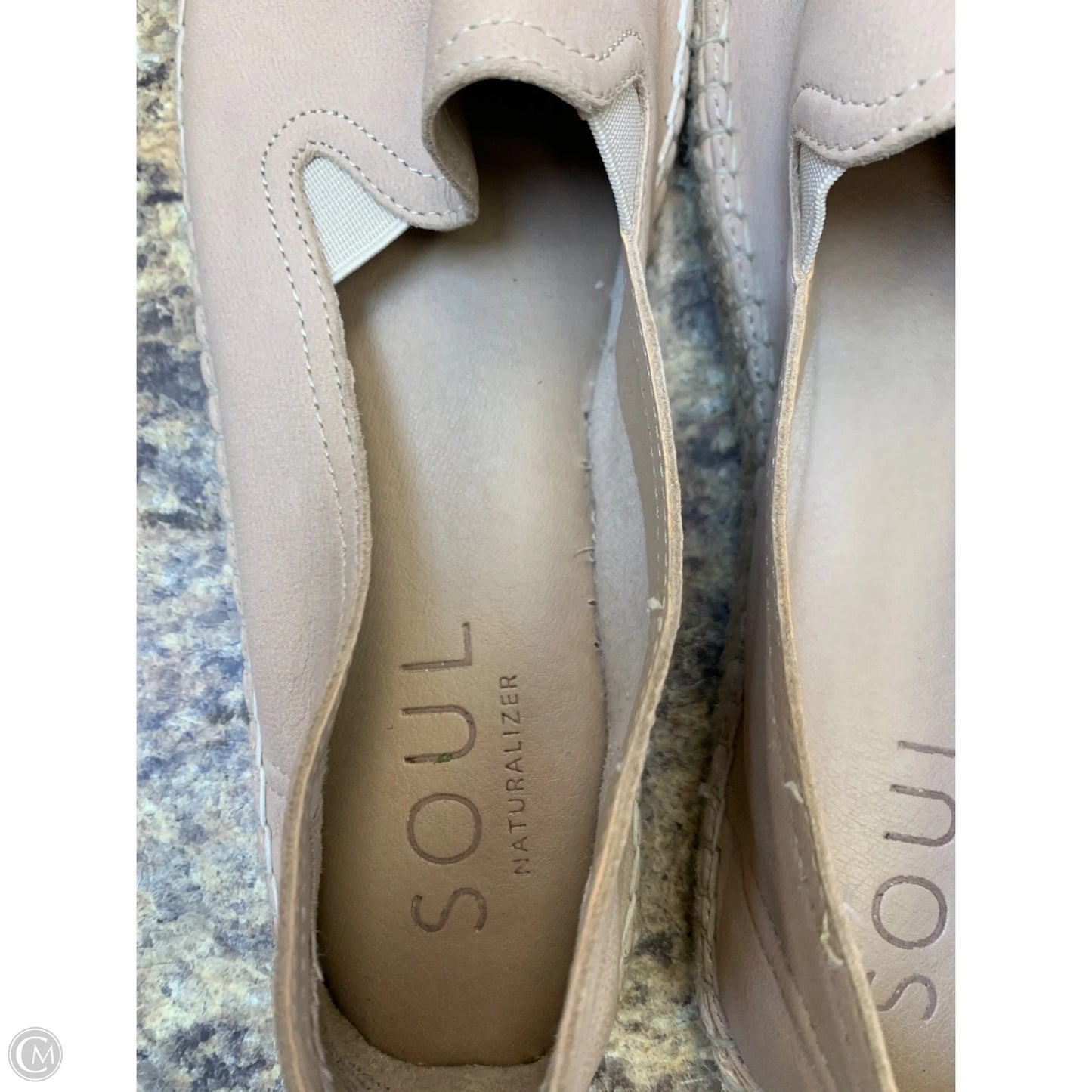 Shoes Flats By Clothes Mentor In Beige, Size: 8.5