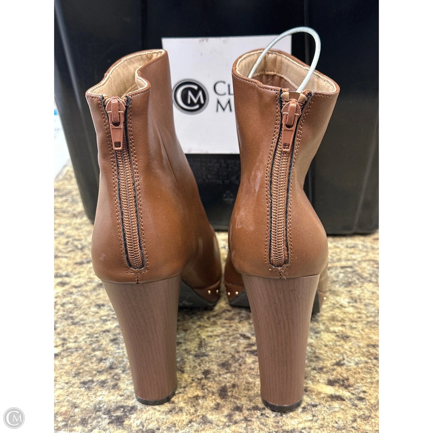 Boots Ankle Heels By Clothes Mentor In Brown, Size: 9.5