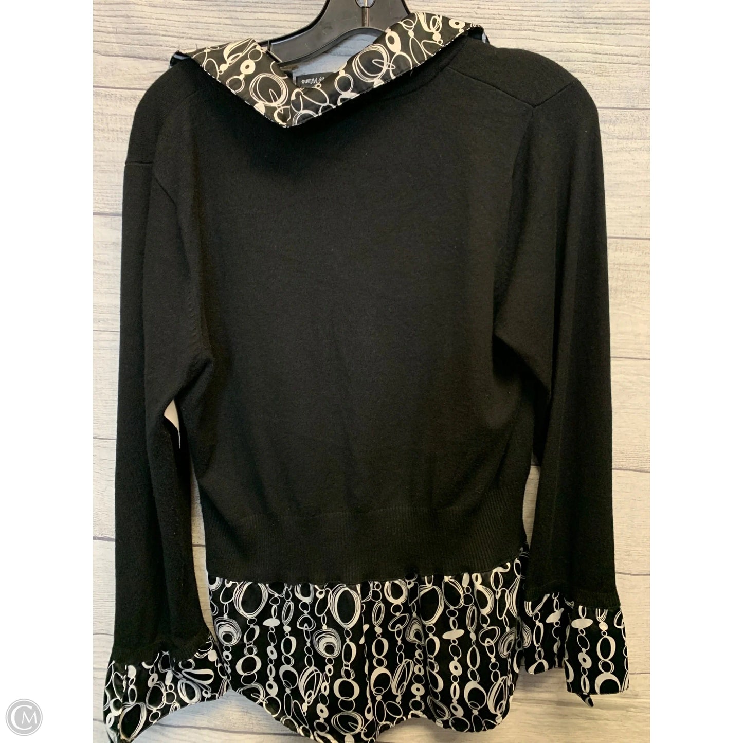 Top Long Sleeve By Clothes Mentor In Black & White, Size: L