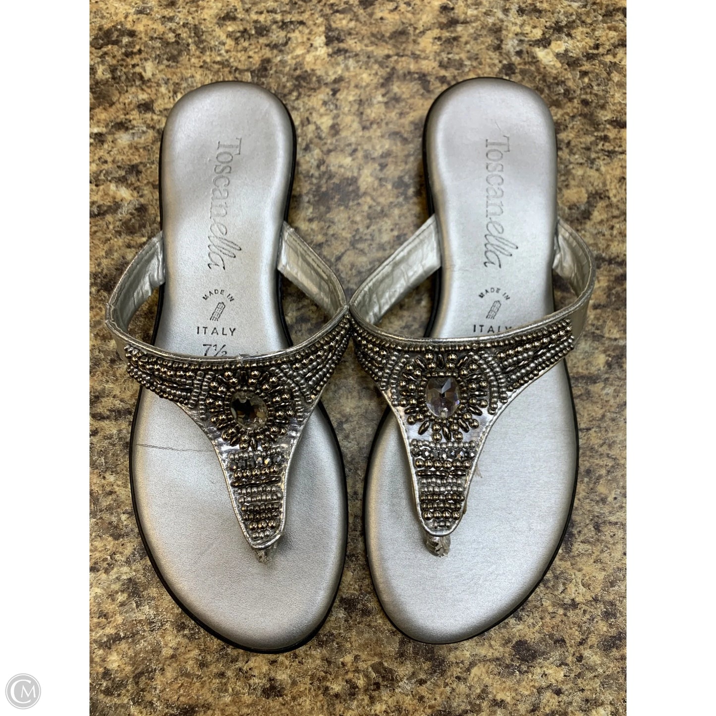 Sandals Flip Flops By Clothes Mentor In Silver, Size: 7.5