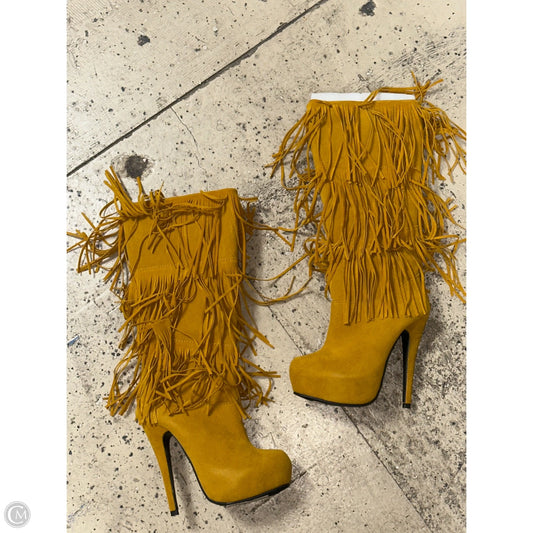 Boots Knee Heels By Cmf In Yellow, Size: 5.5
