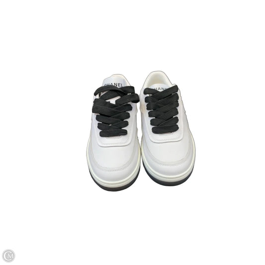Shoes Luxury Designer By Chanel In White, Size: 6