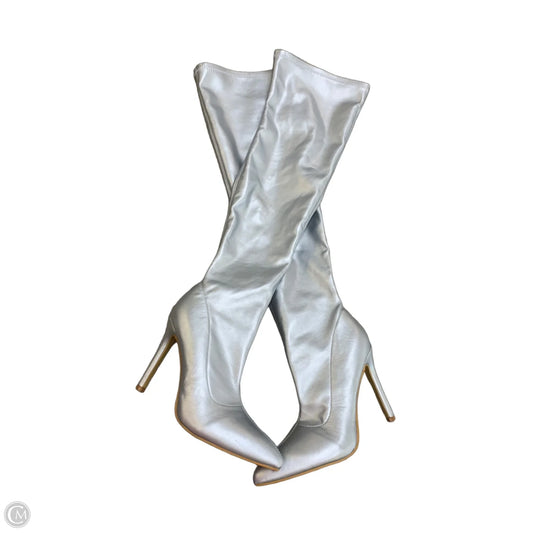 Boots Knee Heels By Cmf In Silver, Size: 10