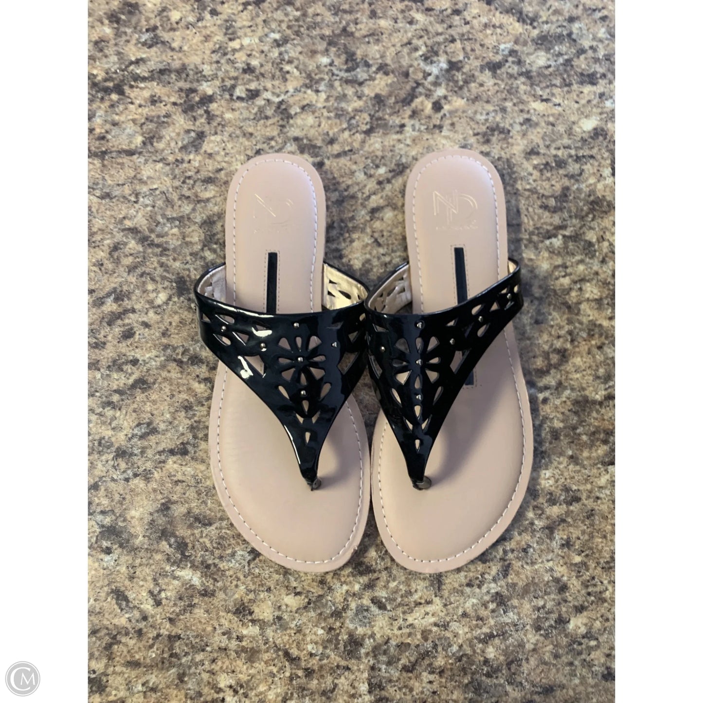 Shoes Flats By New Directions In Black & Cream, Size: 8.5