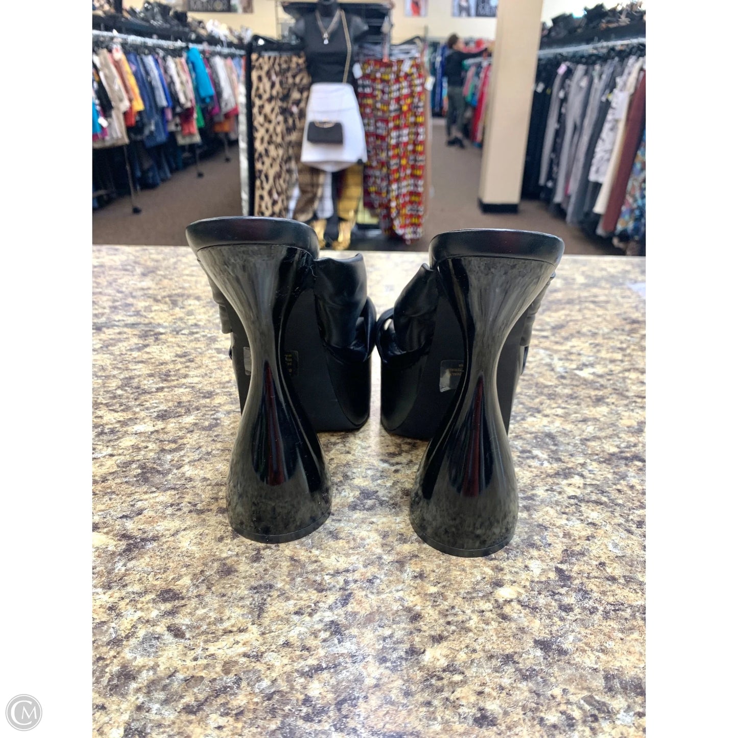 Shoes Heels Block By Fashion Nova In Black, Size: 8.5