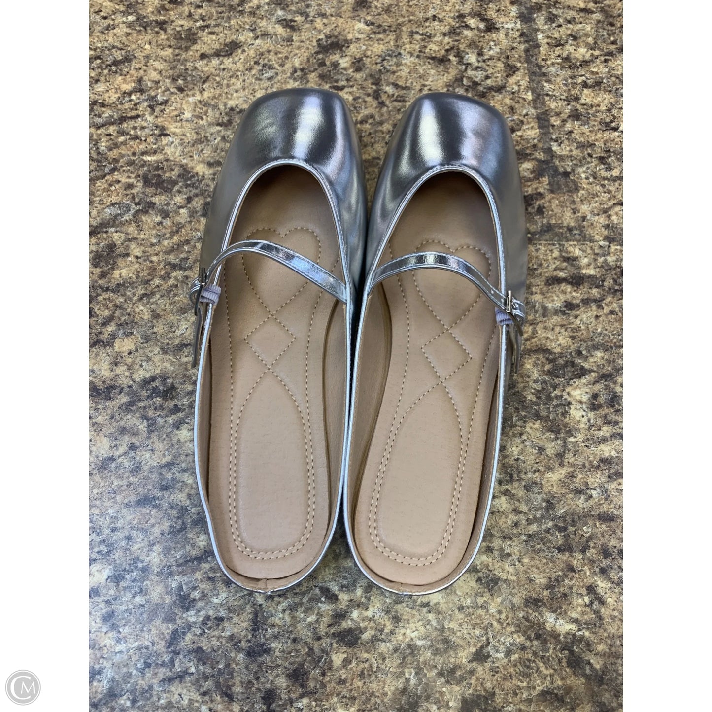 Shoes Flats By Cmf In Silver, Size: 11