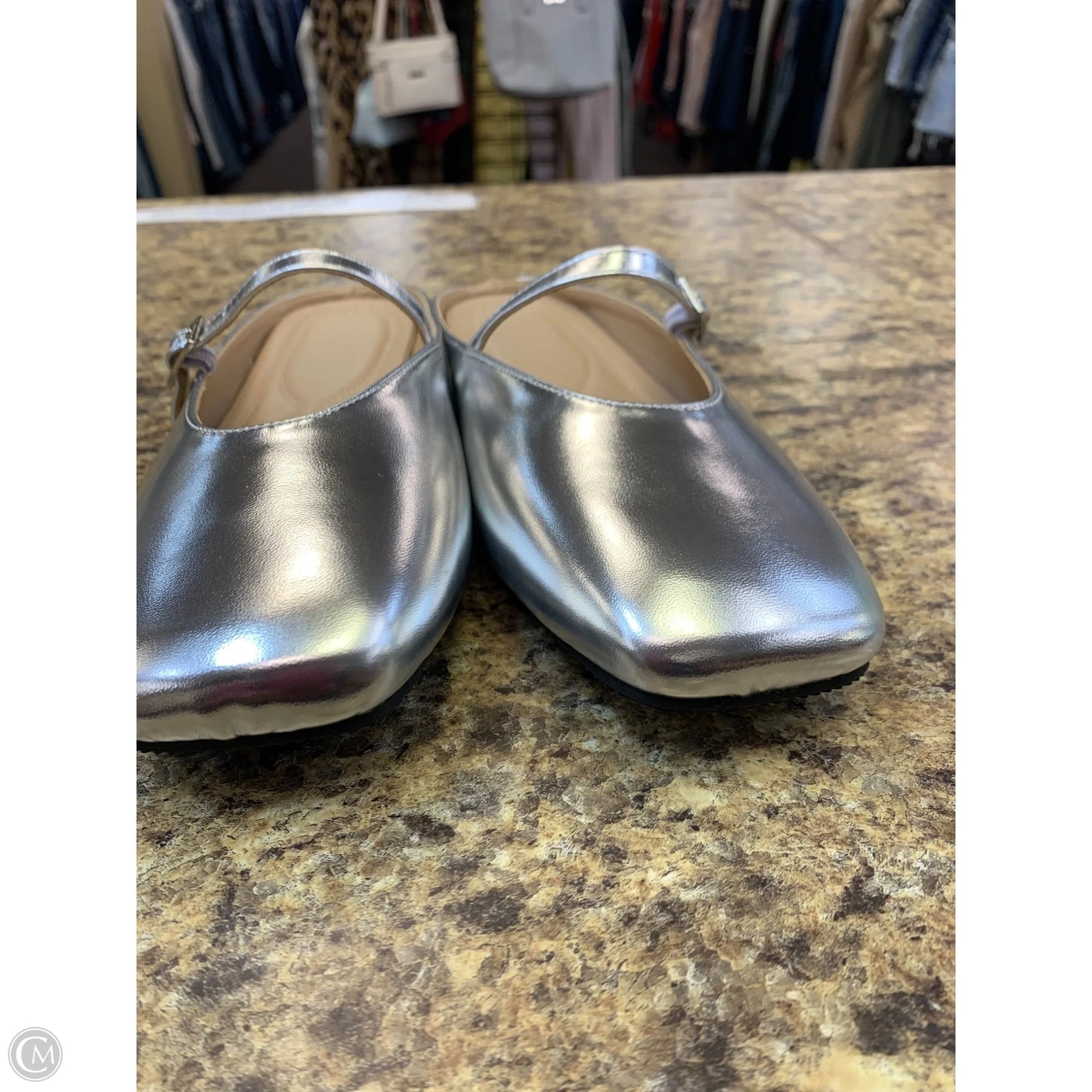 Shoes Flats By Cmf In Silver, Size: 11