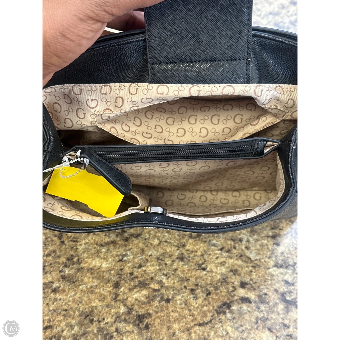 Crossbody By Guess, Size: Medium