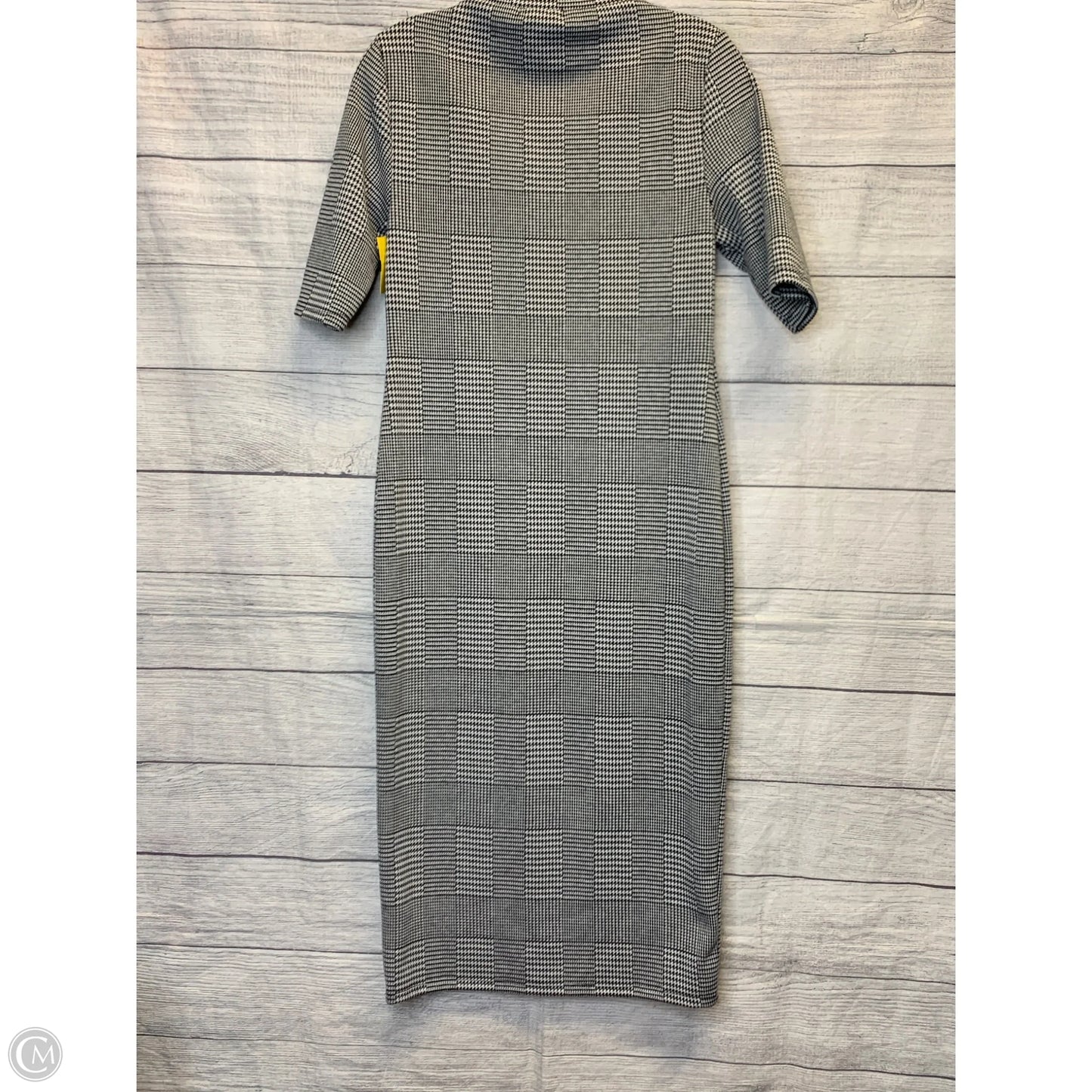 Dress Casual Maxi By Cmf In Plaid Pattern, Size: L