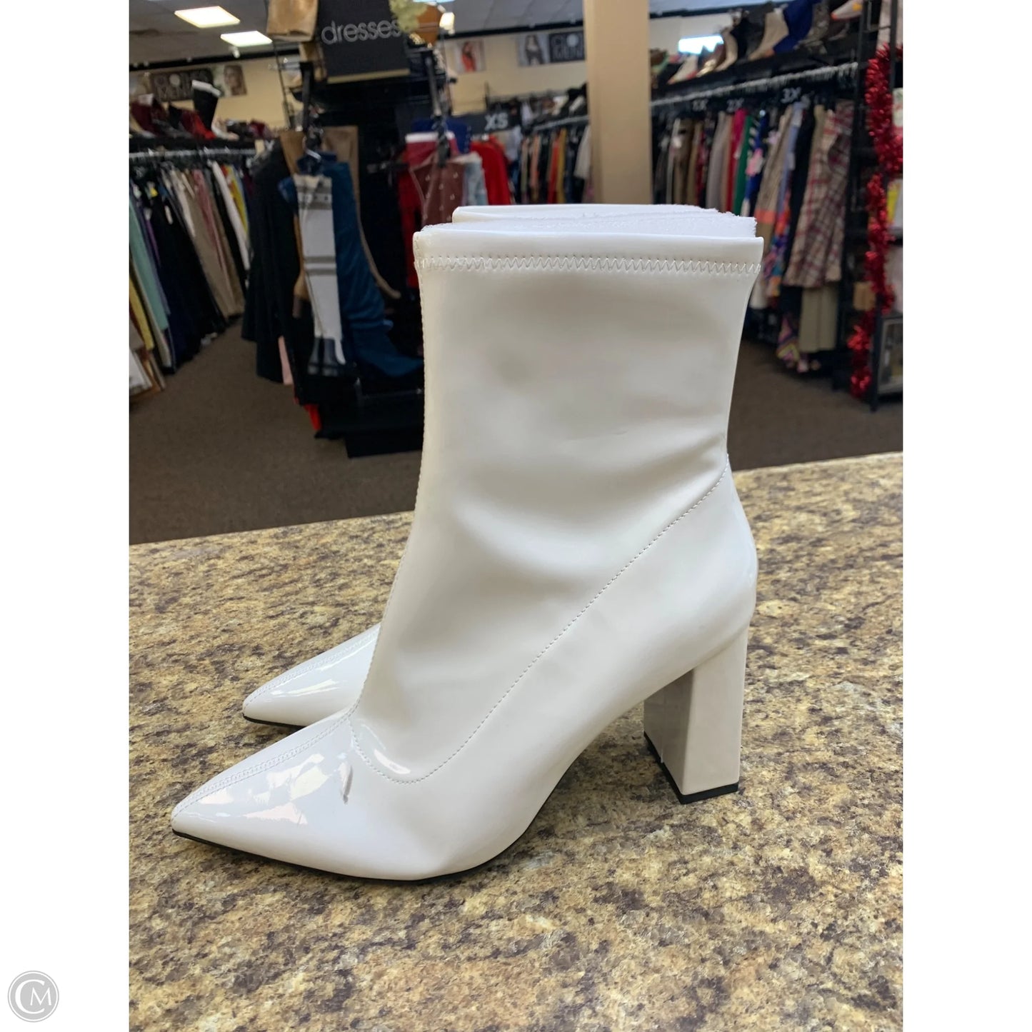 Boots Ankle Heels By Cmf In White, Size: 10.5