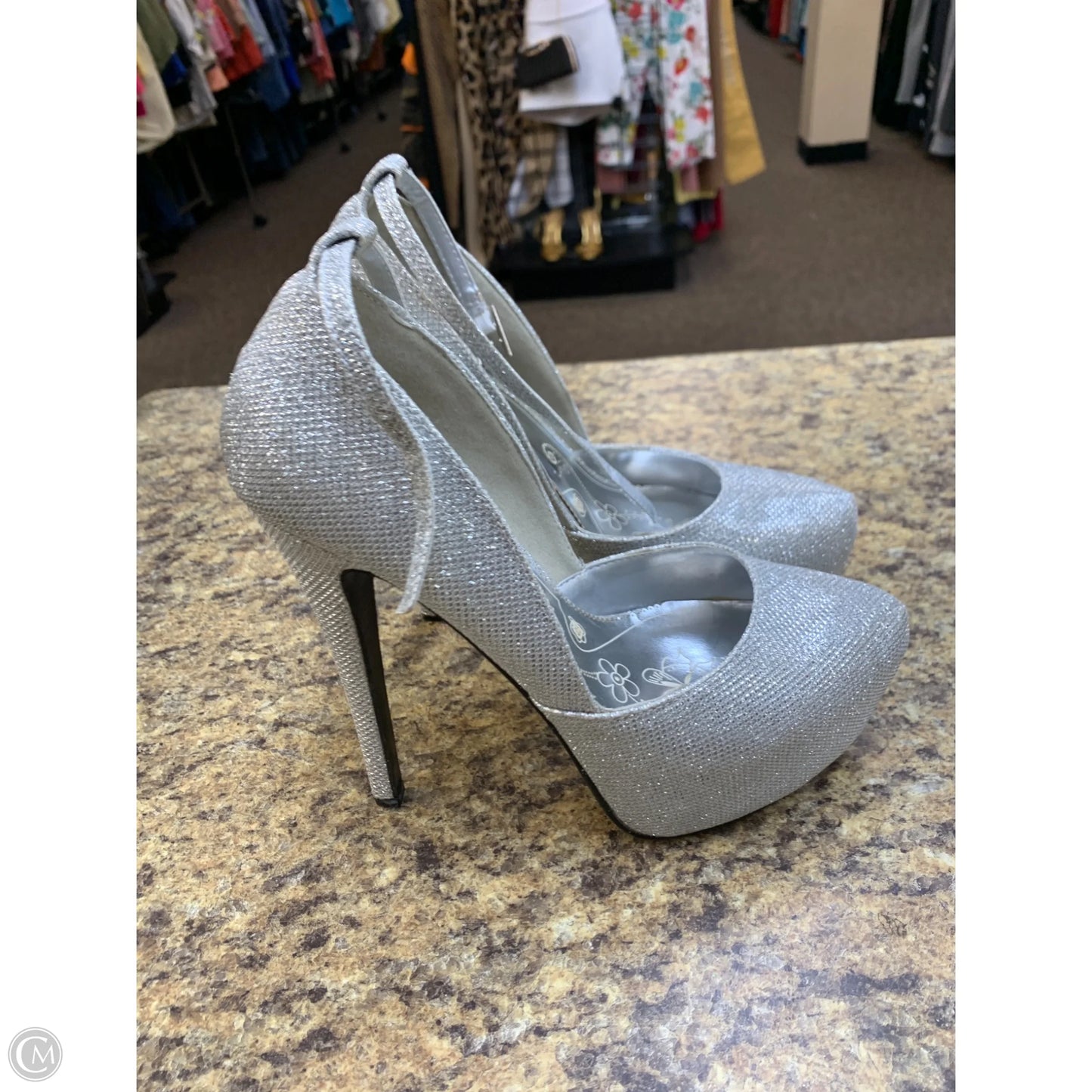 Shoes Heels Stiletto By Clothes Mentor In Silver, Size: 7