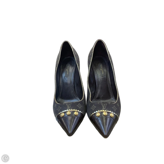 Shoes Luxury Designer By Louis Vuitton In Brown & Gold, Size: 7.5
