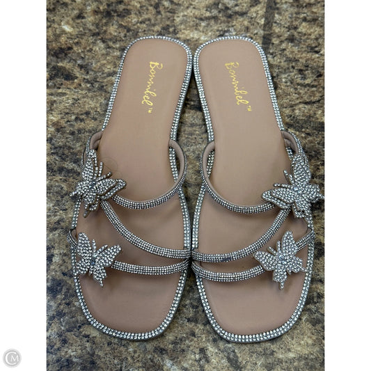 Sandals Flats By Cmf In Silver, Size: 8.5