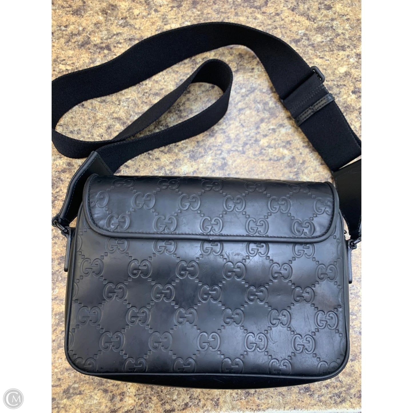 Crossbody Luxury Designer By Gucci, Size: Medium