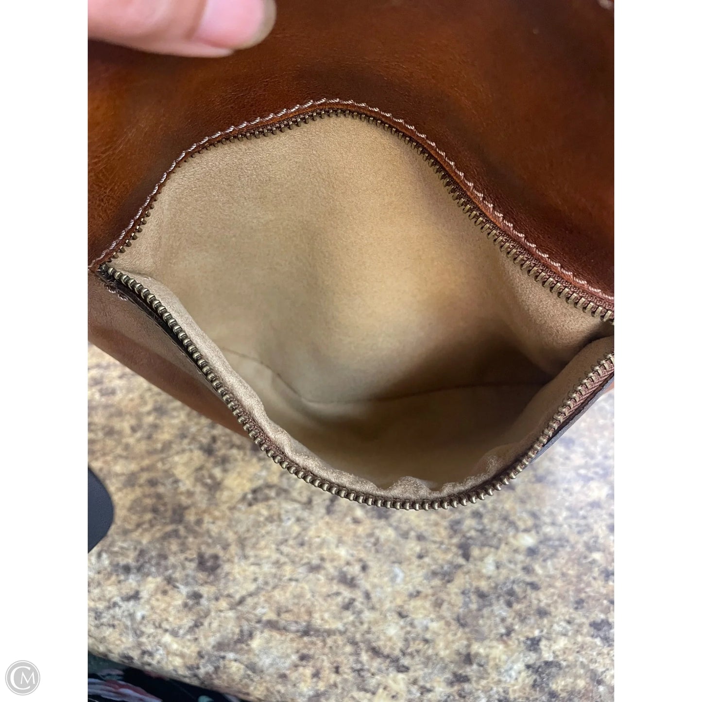 Crossbody Leather By Cmf, Size: Large