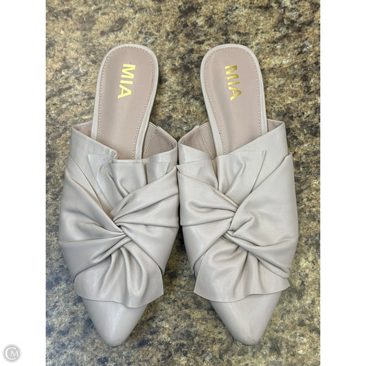Shoes Flats By Mia In Pink, Size: 8.5