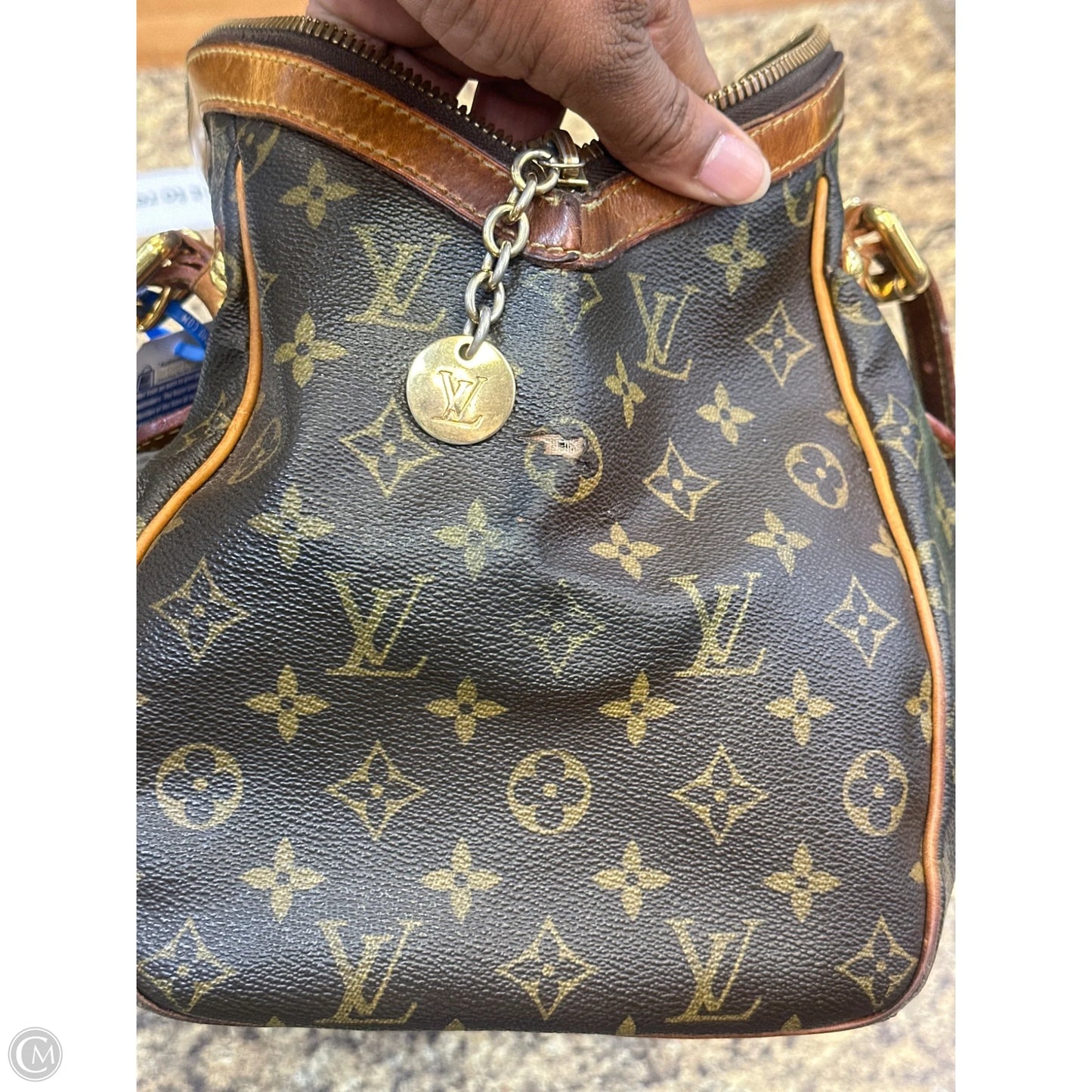 Handbag Luxury Designer By Louis Vuitton, Size: Large